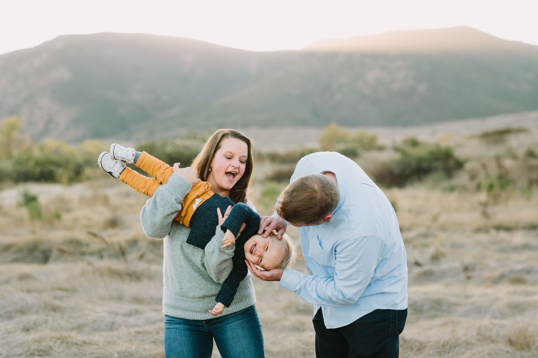 Happy Trails with an Adorable Family – Photo by Let's Frolic Together