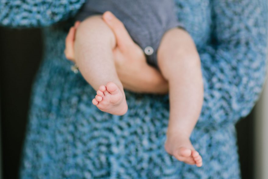 Boats & Newborn Baby Bliss &ndash; Photo by Let's Frolic Together