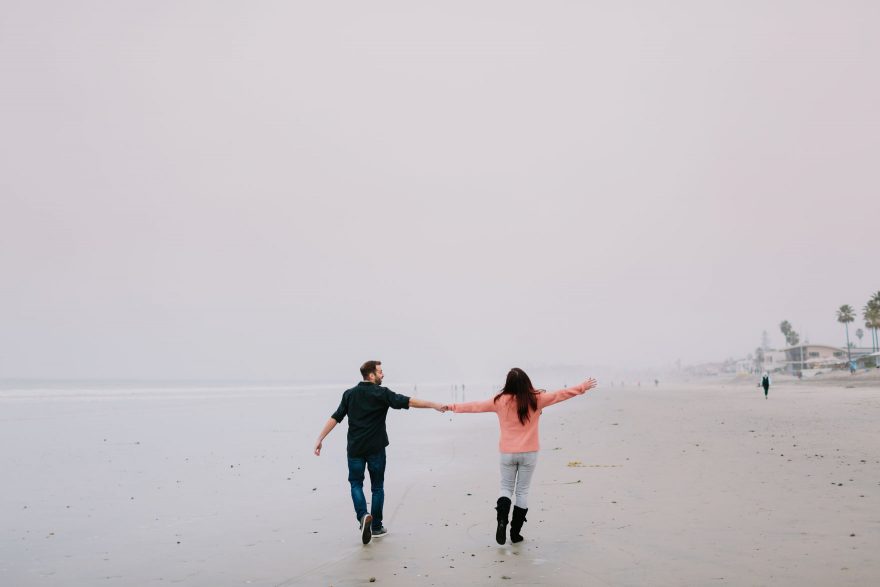A Chilly Beach Day Cuddle &ndash; Photo by Let's Frolic Together