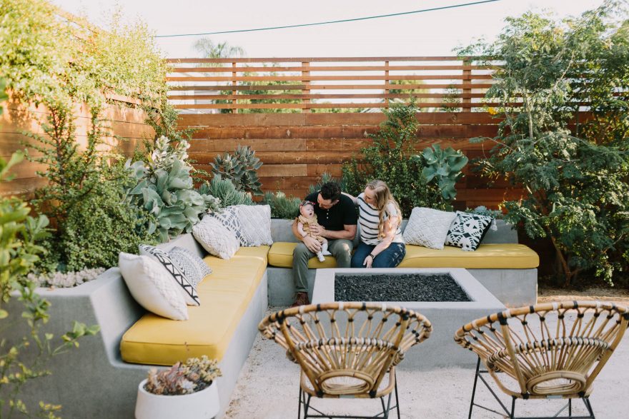 A Cozy Family Garden Hangout &ndash; Photo by Let's Frolic Together