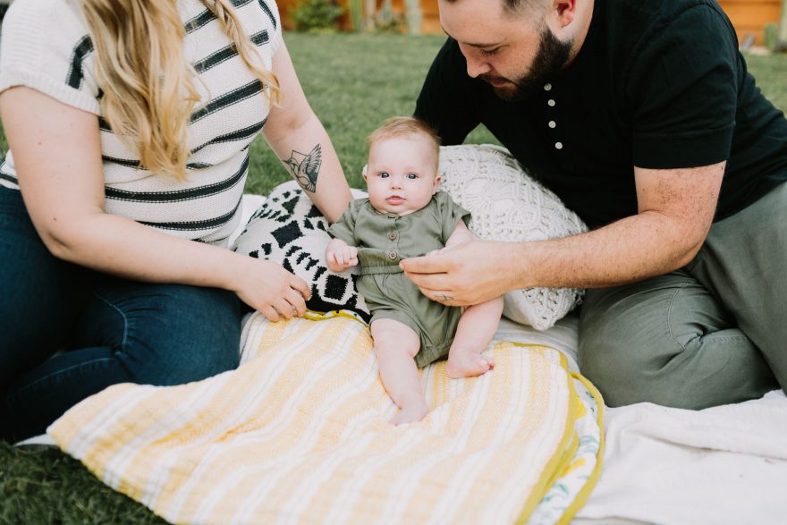 A Cozy Family Garden Hangout &ndash; Photo by Let's Frolic Together