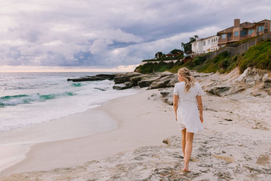 Snuggling under Watercolor Skies &ndash; Photo by Let's Frolic Together