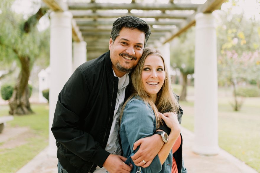 Jill, Jesse, and the Playful Puppies &ndash; Photo by Let's Frolic Together