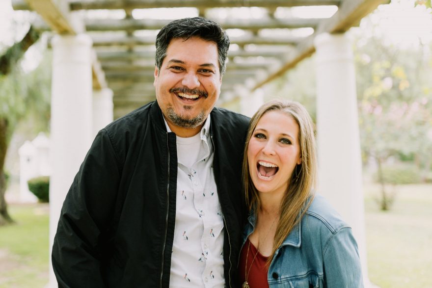 Jill, Jesse, and the Playful Puppies &ndash; Photo by Let's Frolic Together