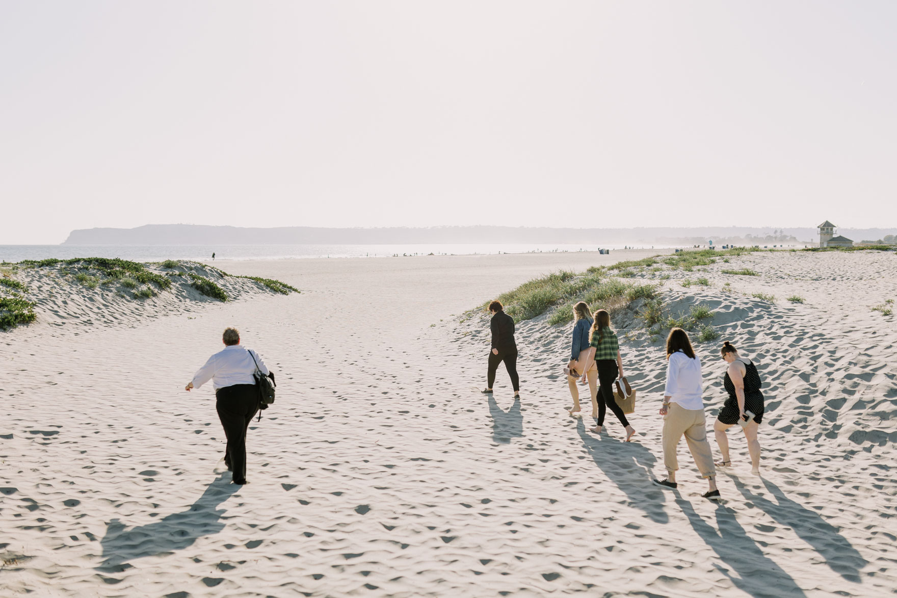 Laid-Back LGBTQ Beach Elopement – Photo by Let's Frolic Together