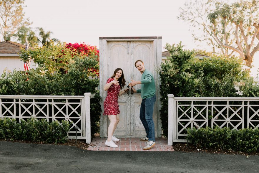 Laughs & Love in Laguna Beach &ndash; Photo by Let's Frolic Together