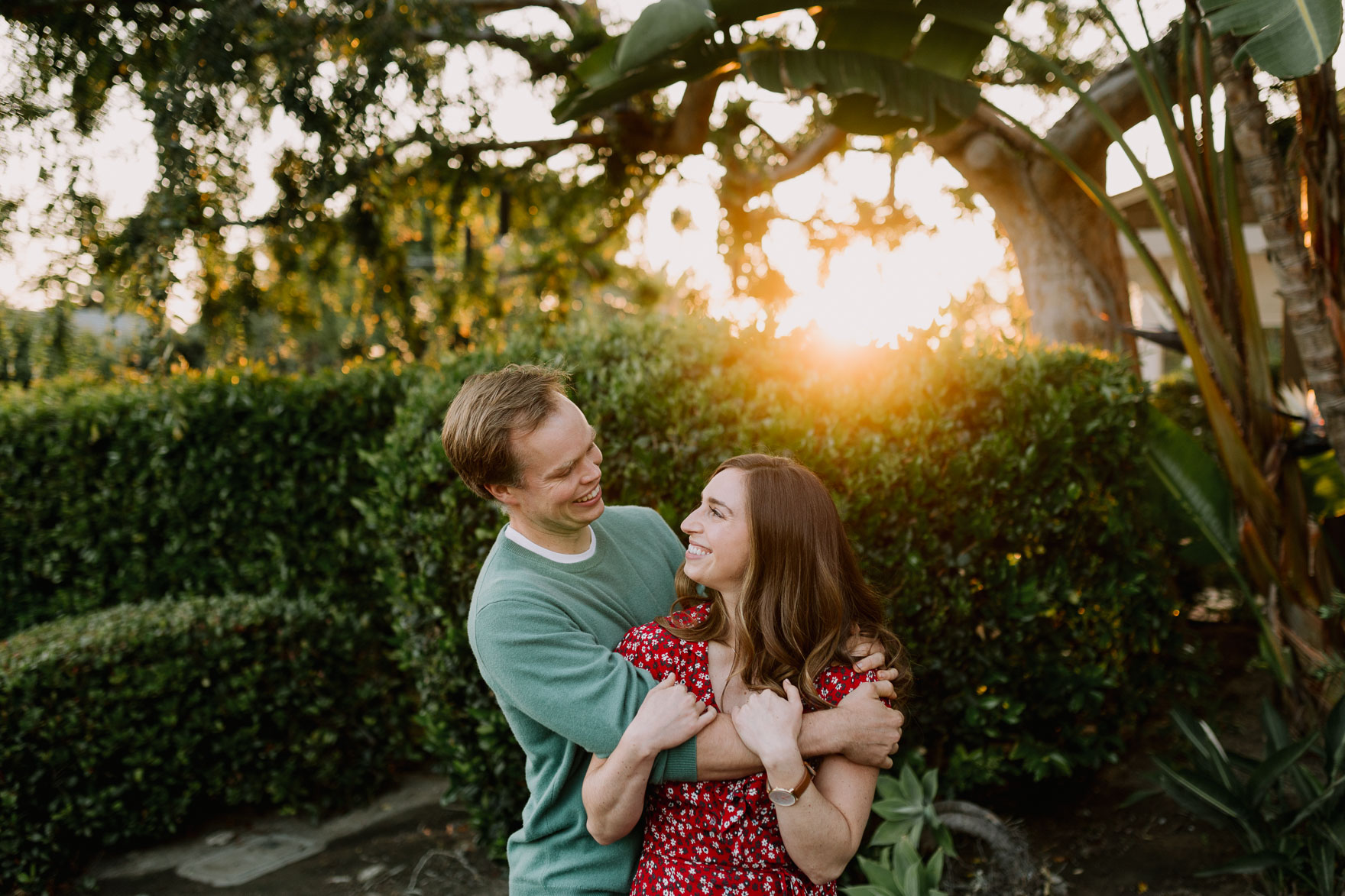 Laughs & Love in Laguna Beach – Photo by Let's Frolic Together