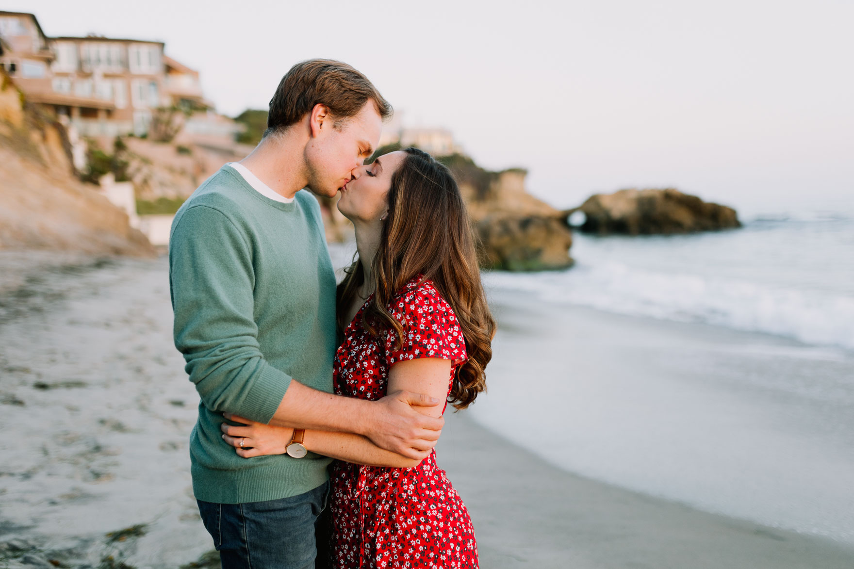 Laughs & Love in Laguna Beach – Photo by Let's Frolic Together