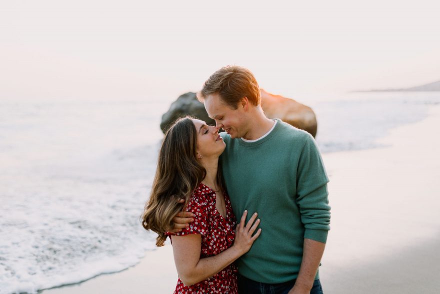 Laughs & Love in Laguna Beach &ndash; Photo by Let's Frolic Together