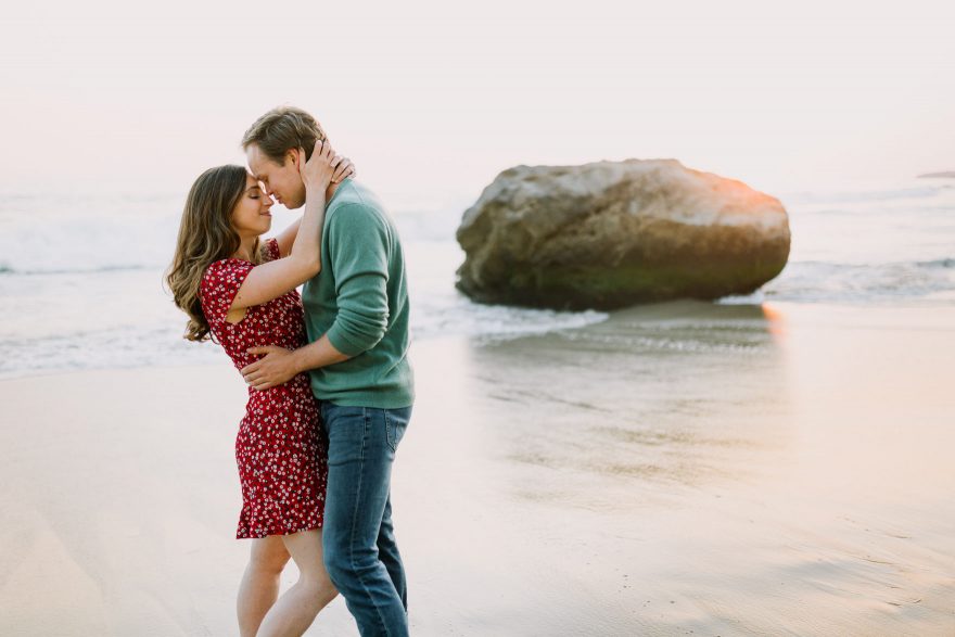 Laughs & Love in Laguna Beach &ndash; Photo by Let's Frolic Together