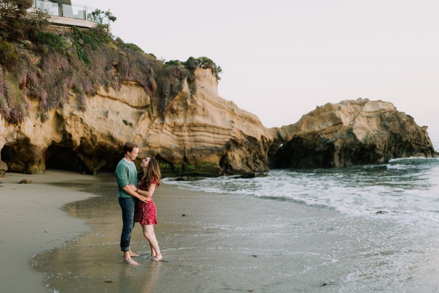 Laughs & Love in Laguna Beach &ndash; Photo by Let's Frolic Together