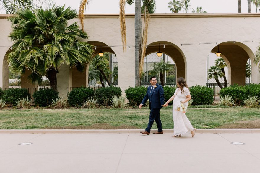Darling Coastal & Urban Elopement &ndash; Photo by Let's Frolic Together