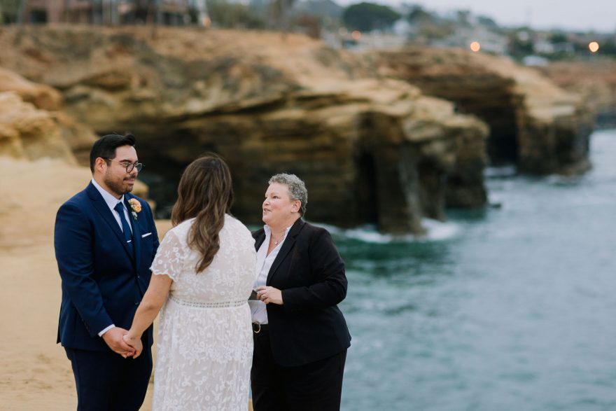 Darling Coastal & Urban Elopement &ndash; Photo by Let's Frolic Together