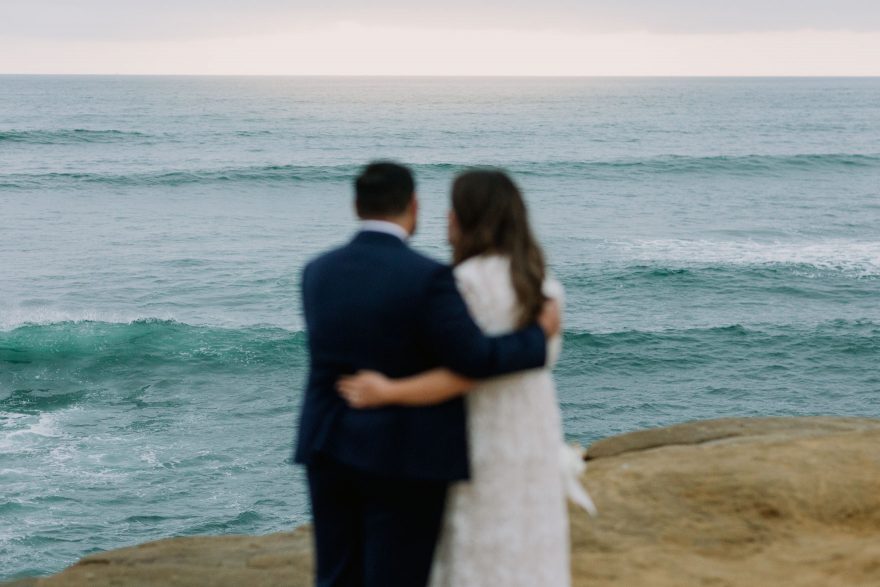Darling Coastal & Urban Elopement &ndash; Photo by Let's Frolic Together