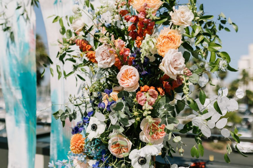 Harborview Loft Wedding Bash &ndash; Photo by Let's Frolic Together