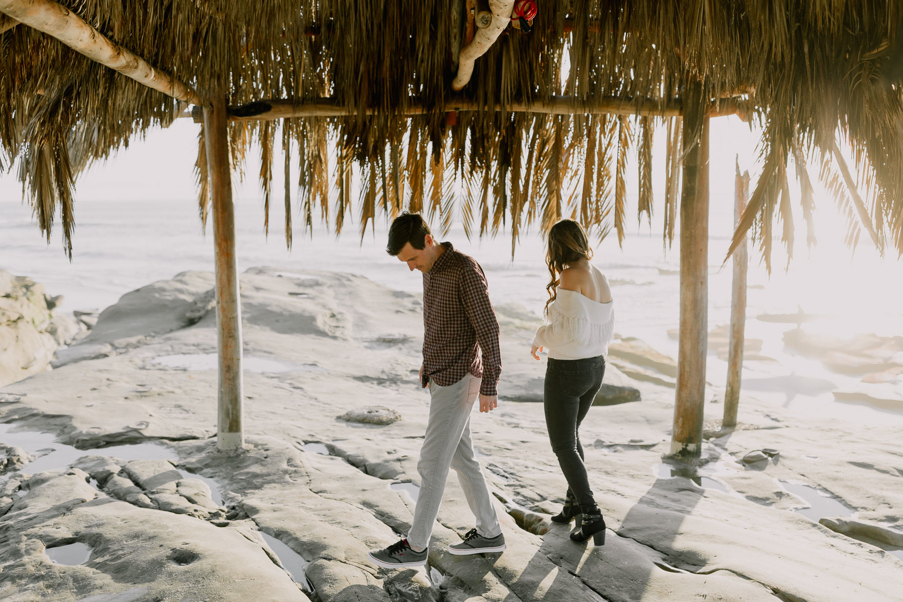 La Jolla Surf Shack Romance – Photo by Let's Frolic Together