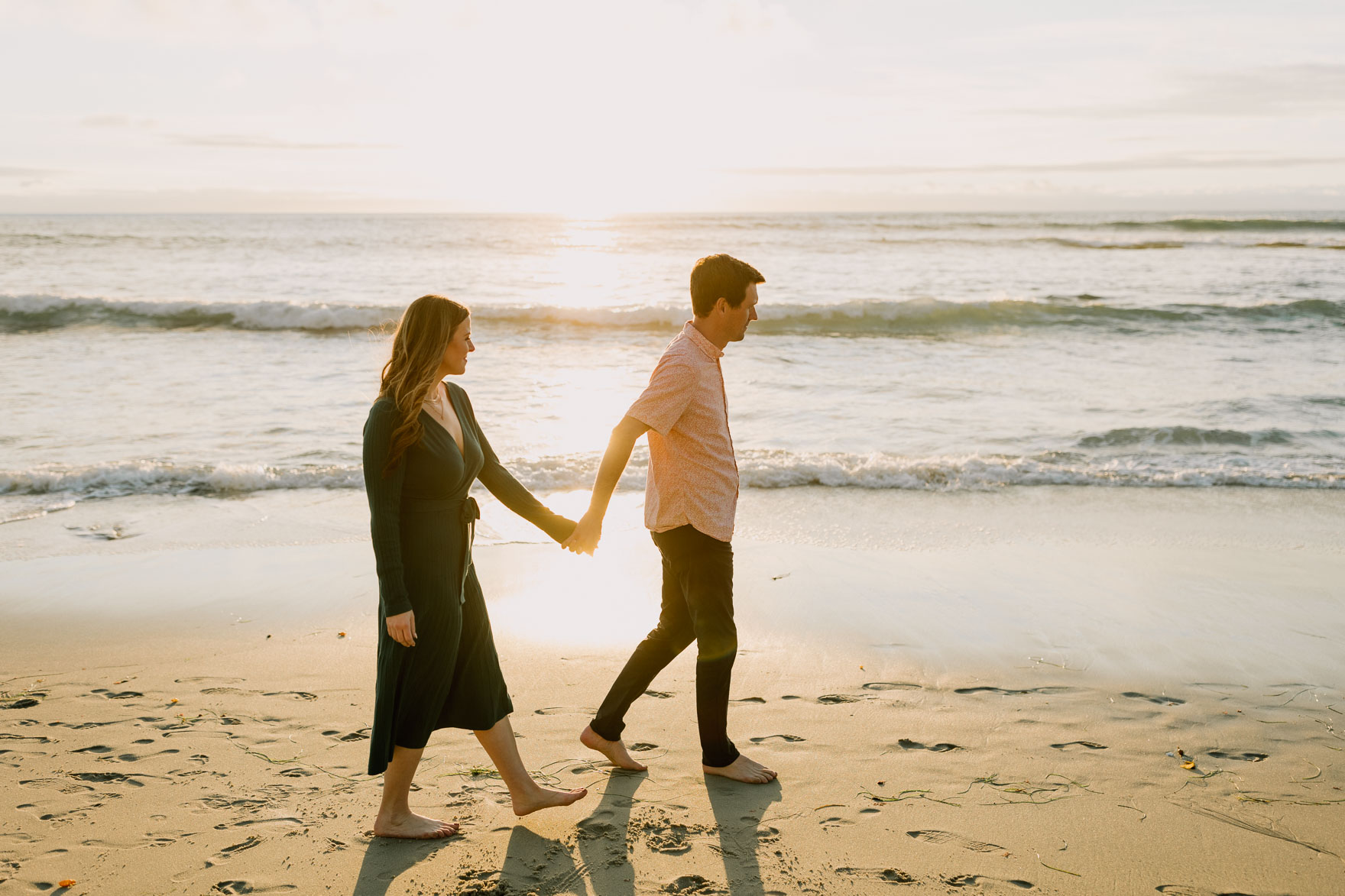 La Jolla Surf Shack Romance – Photo by Let's Frolic Together
