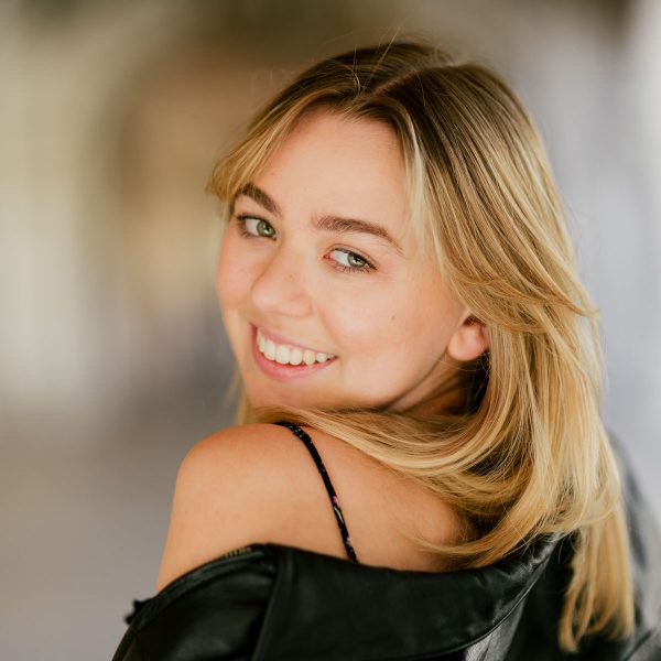 Whimsical Senior Session in the Park &ndash; Photo by Let's Frolic Together