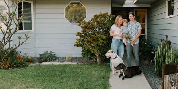Queer Family Giggly Love at Home &ndash; Photo by Let's Frolic Together