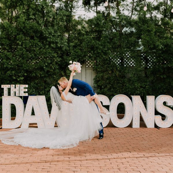 Sweet Darlington House Wedding &ndash; Photo by Let's Frolic Together
